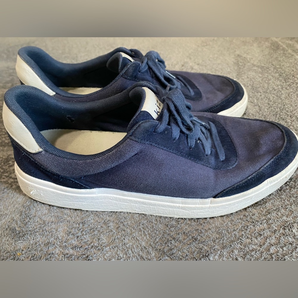 kizik shoes Size 11m 12.5w